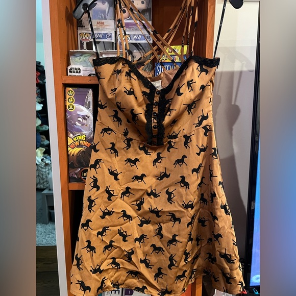 A-line satin horse print lace dress - Picture 2 of 5